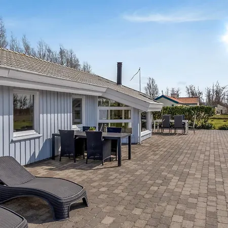 Shalin - 400m From The Sea By Interhome Ferienhaus