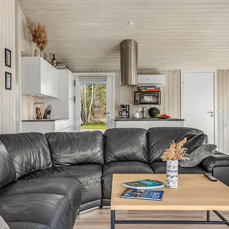 Shalin - 400m From The Sea By Interhome Ferienhaus