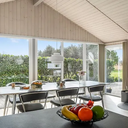 Ferienhaus Shalin - 400m From The Sea By Interhome