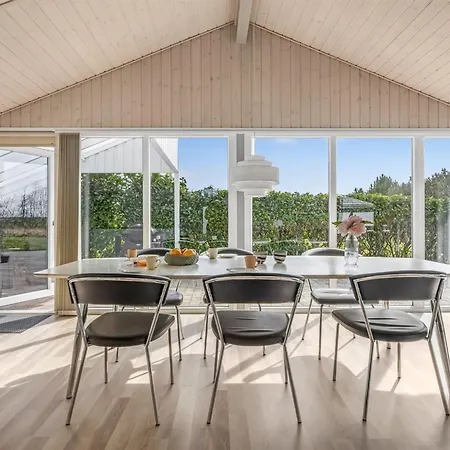 Shalin - 400m From The Sea By Interhome *